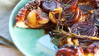 Caramelised Onion Tarte Tatin
